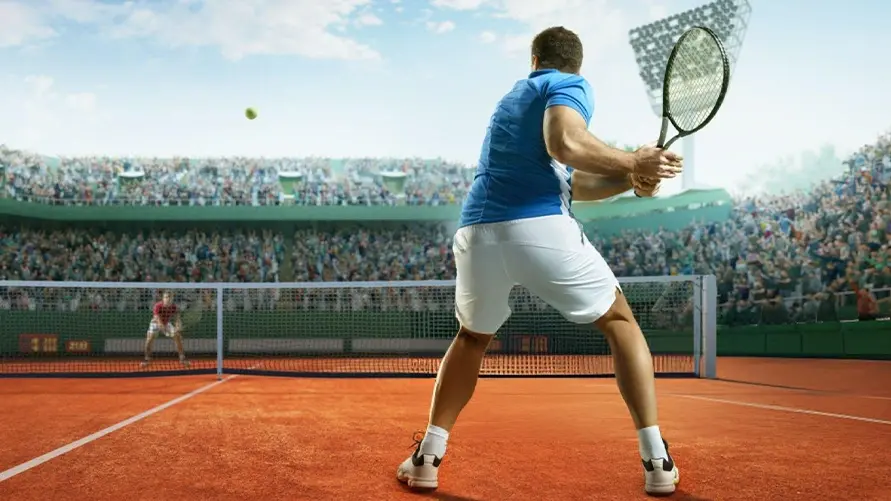 Complejo deportivo con buena iluminación y visual ordenada